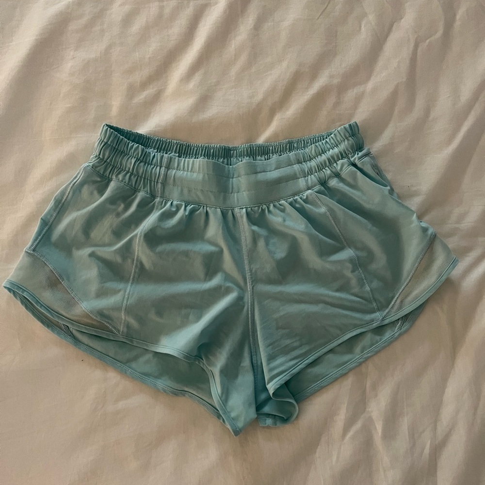 lulu lemon hottie hot shorts, light blue size 6